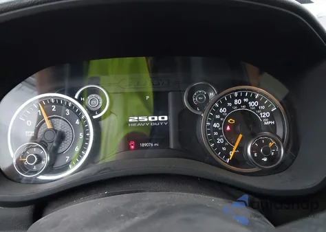 2019 Ram 2500 Tradesman 4X2 8' Box z USA, uszkodzony, nr VIN 3C6UR4HJ9KG646011